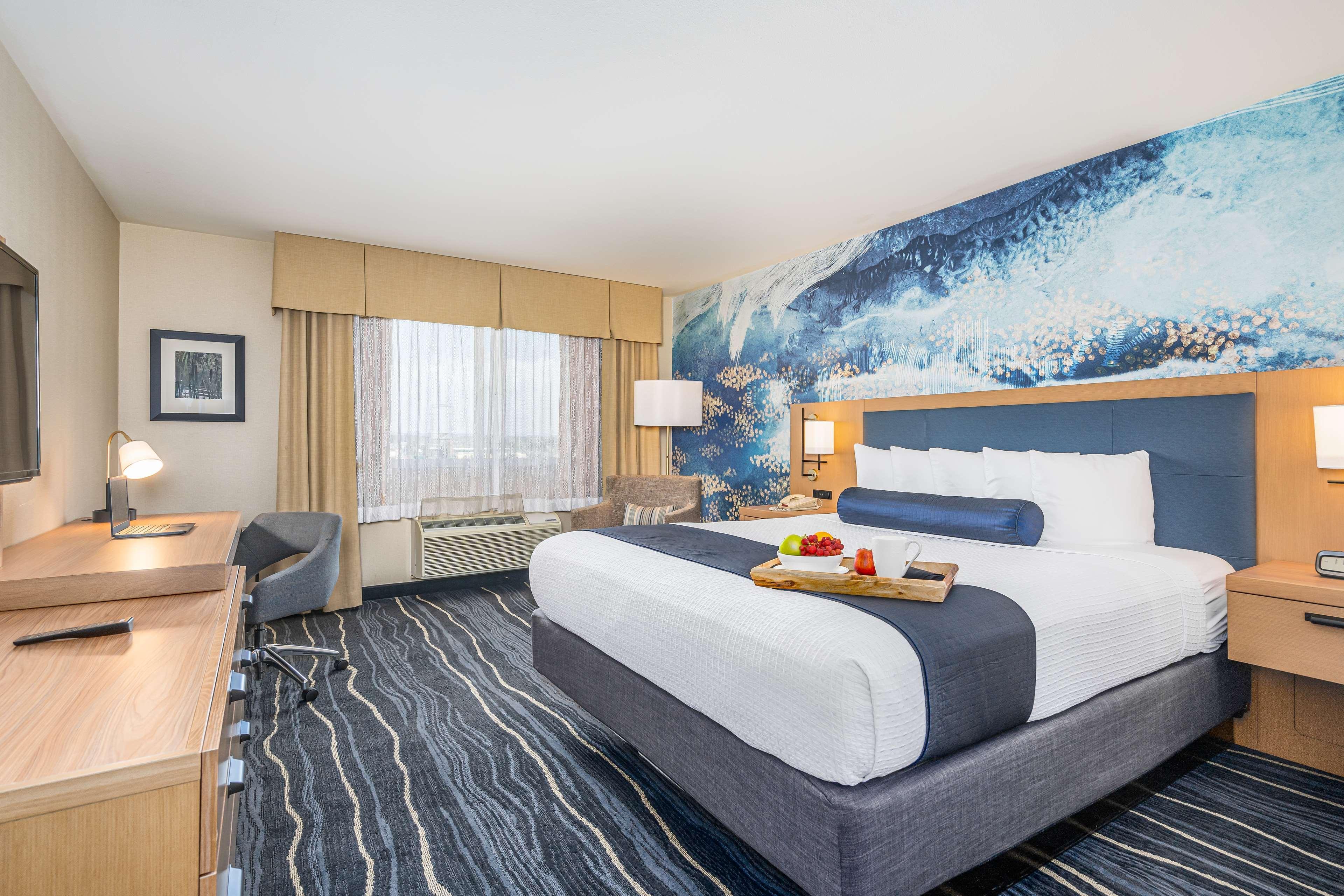 Best Western Plus Marina Gateway Hotel Нашенал-Сіті Екстер'єр фото