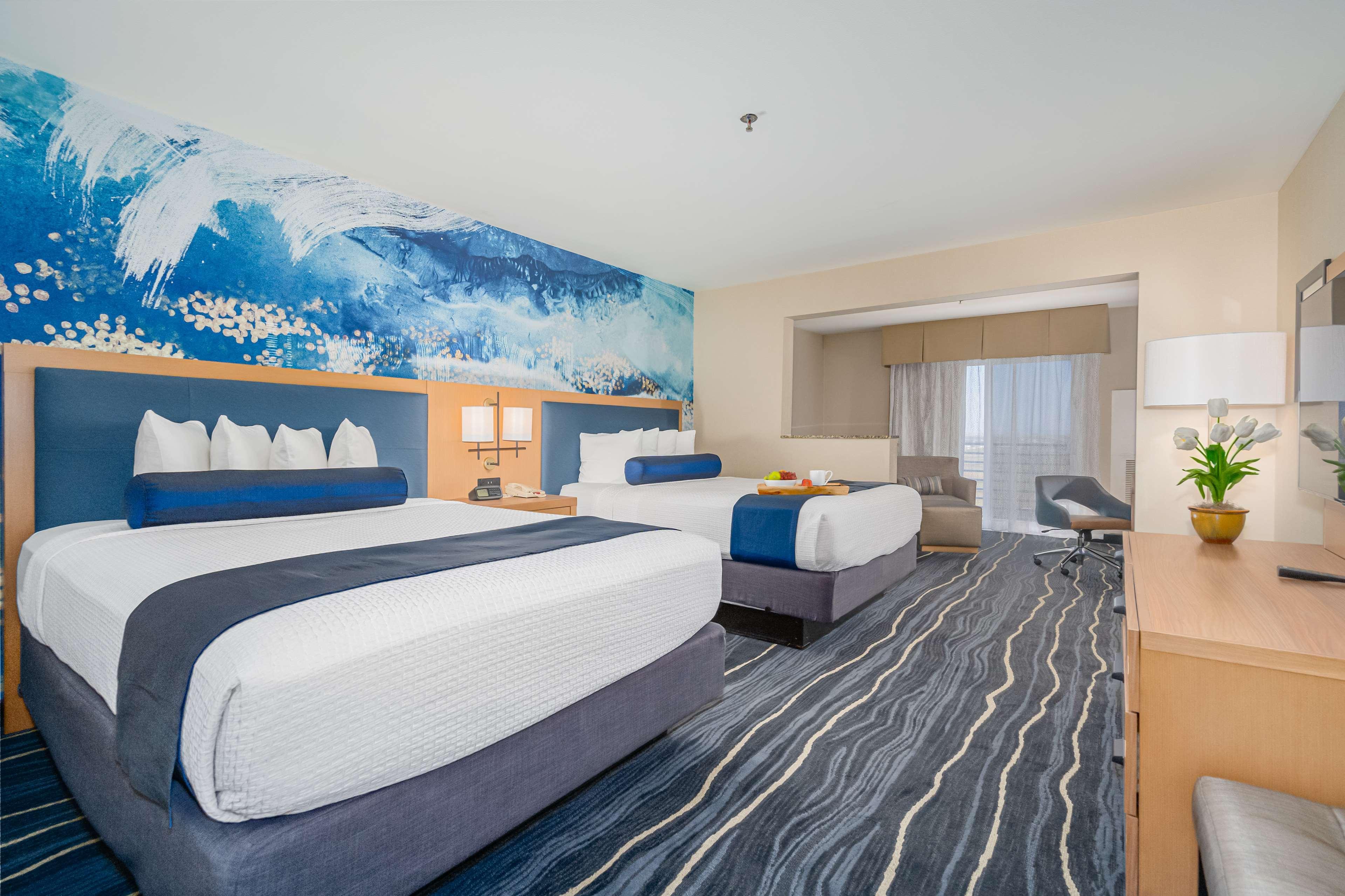 Best Western Plus Marina Gateway Hotel Нашенал-Сіті Екстер'єр фото